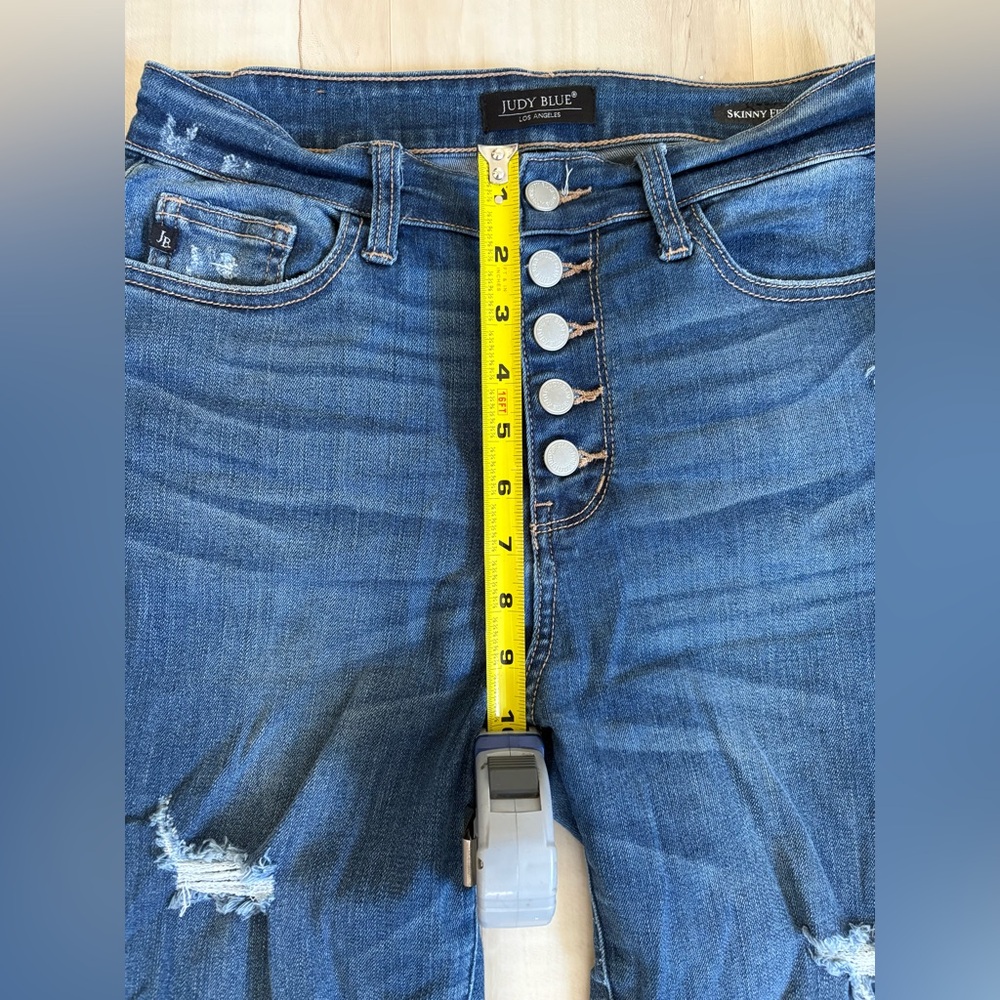 Judy Blue Button Fly Skinny Jeans - Picture 2 of 4